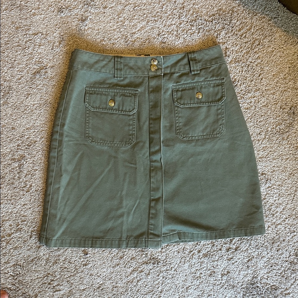 Vintage Tommy Hilfiger army green Button Front Cargo Mini Skirt Women’s Size 8